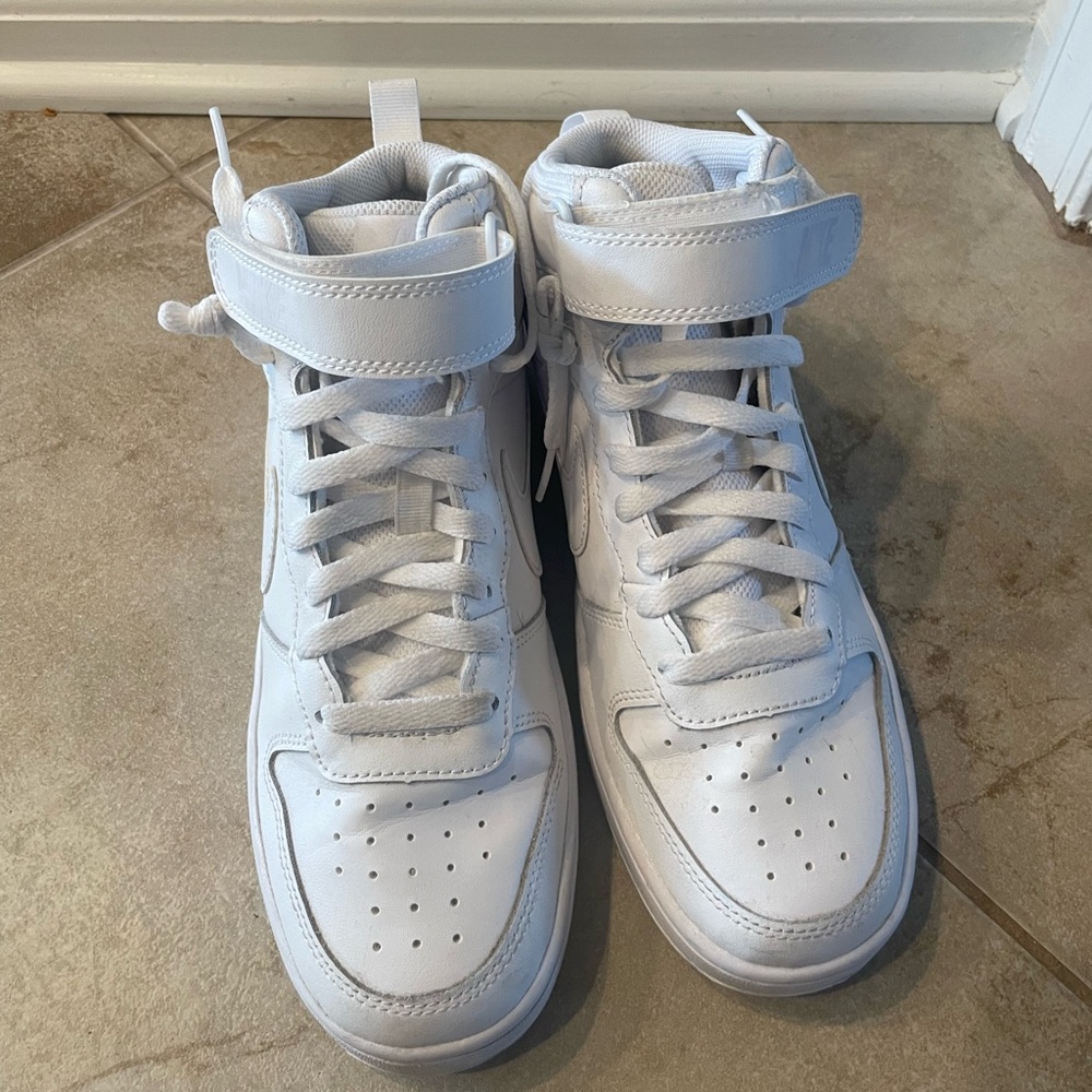 Nike 7Y white high tops